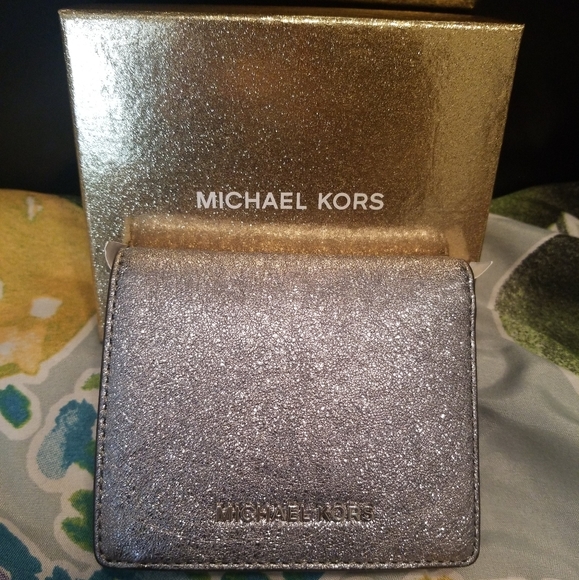 Michael Kors Handbags - NWT Limited Edition Michael Kors wallet